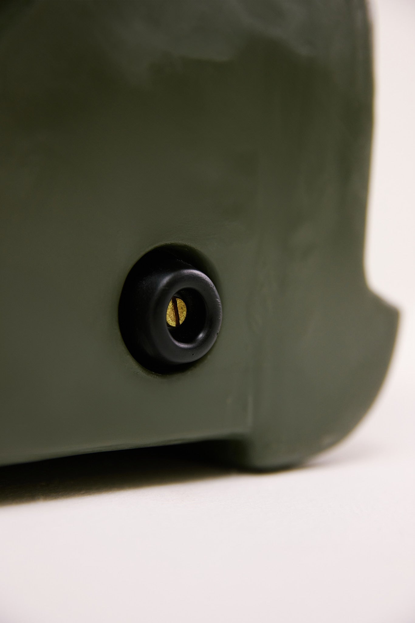 45L Rogue Ice Cooler with full leather top